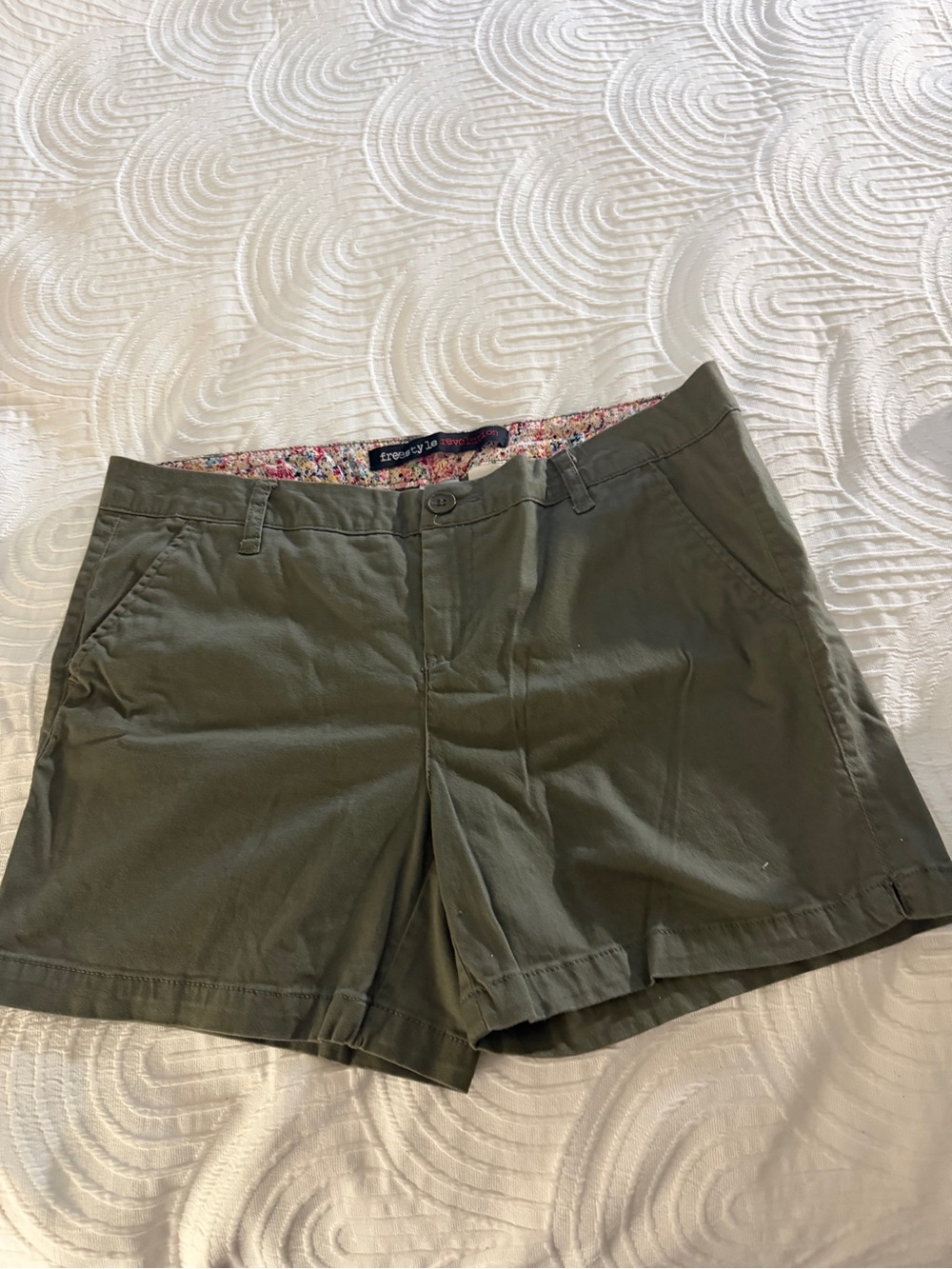 Freestyle Revolution Everyday Relaxed Olive Women’s Shorts